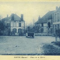 Carte postale - La Place du village